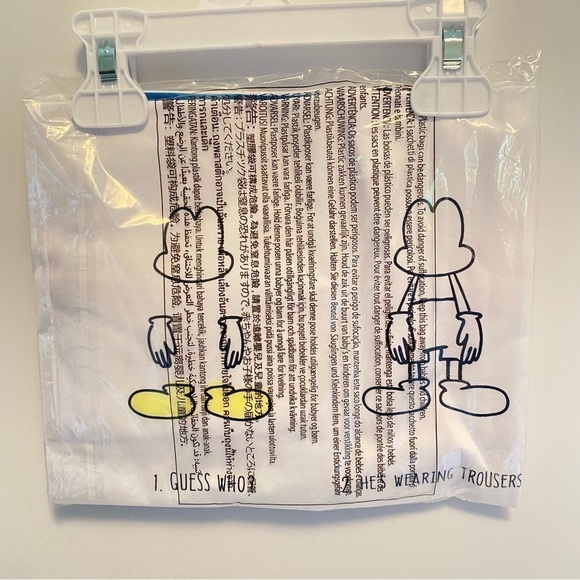 Disney mickey mouse colorable pillowcase with markers new with tag - Picture 2 of 14